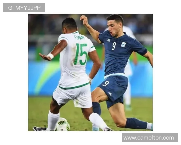 深圳足球队在冠军赛中的战术解析与表现评估